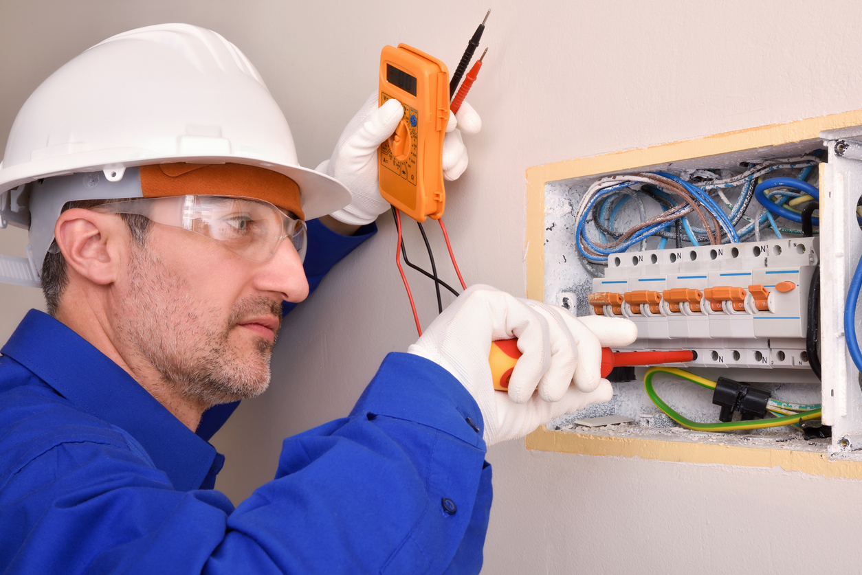 Signs You Need To Hire Professional Electrical Repair Services